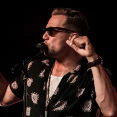 Ile trwa koncert Mrozu? Szczegółowy plan występu artysty