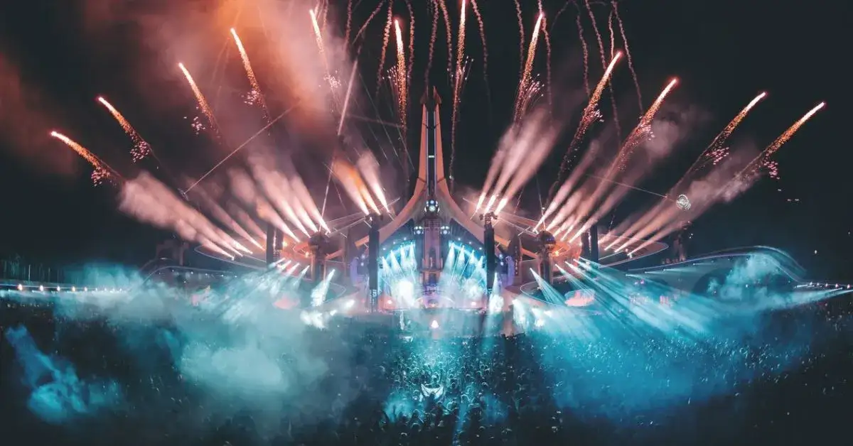 Zdjęcie Ile zarabia DJ na Tomorrowland? Szokujące kwoty i fakty