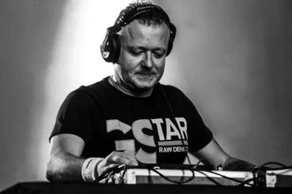 DJ Akun - wiek, kariera i kluczowe momenty życia młodego artysty